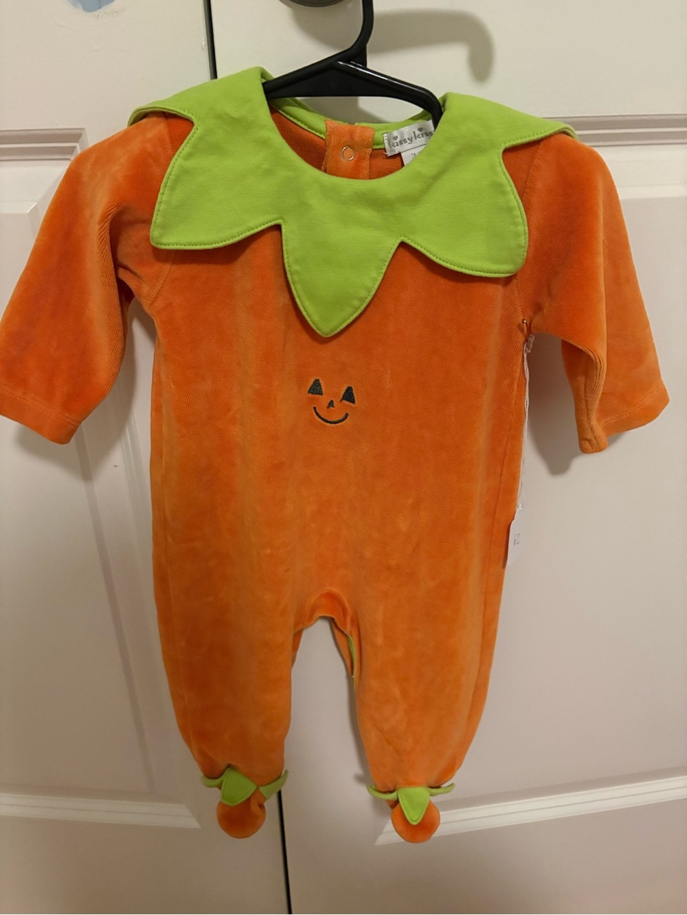 Kissy Kissy Jack-o’-lantern Costume